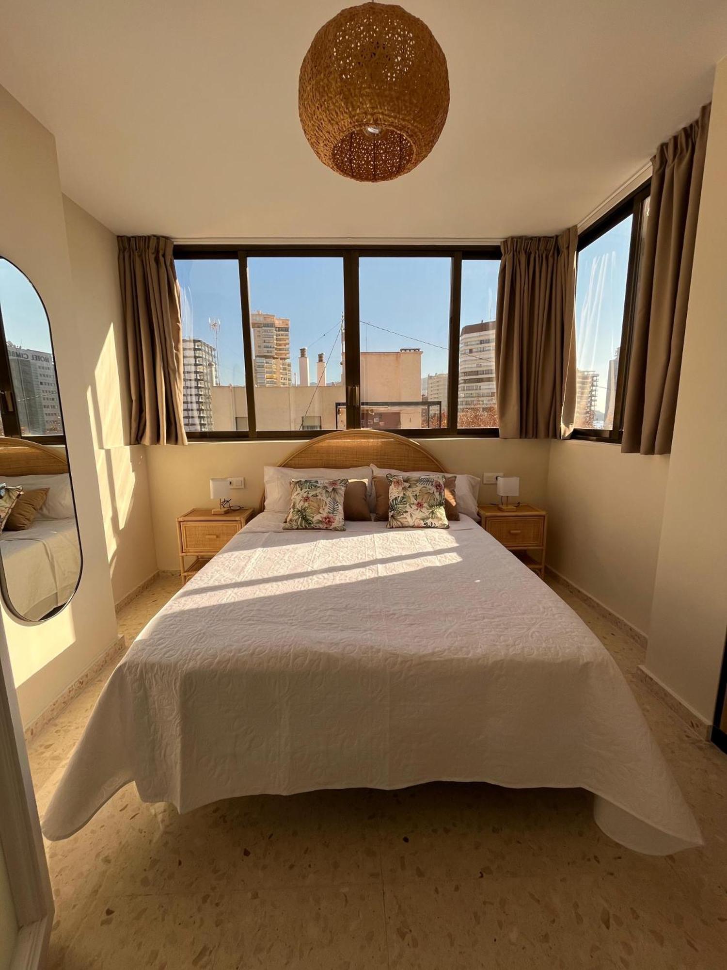 Apartamento Las Olas Playa De Levante Benidorm Bagian luar foto