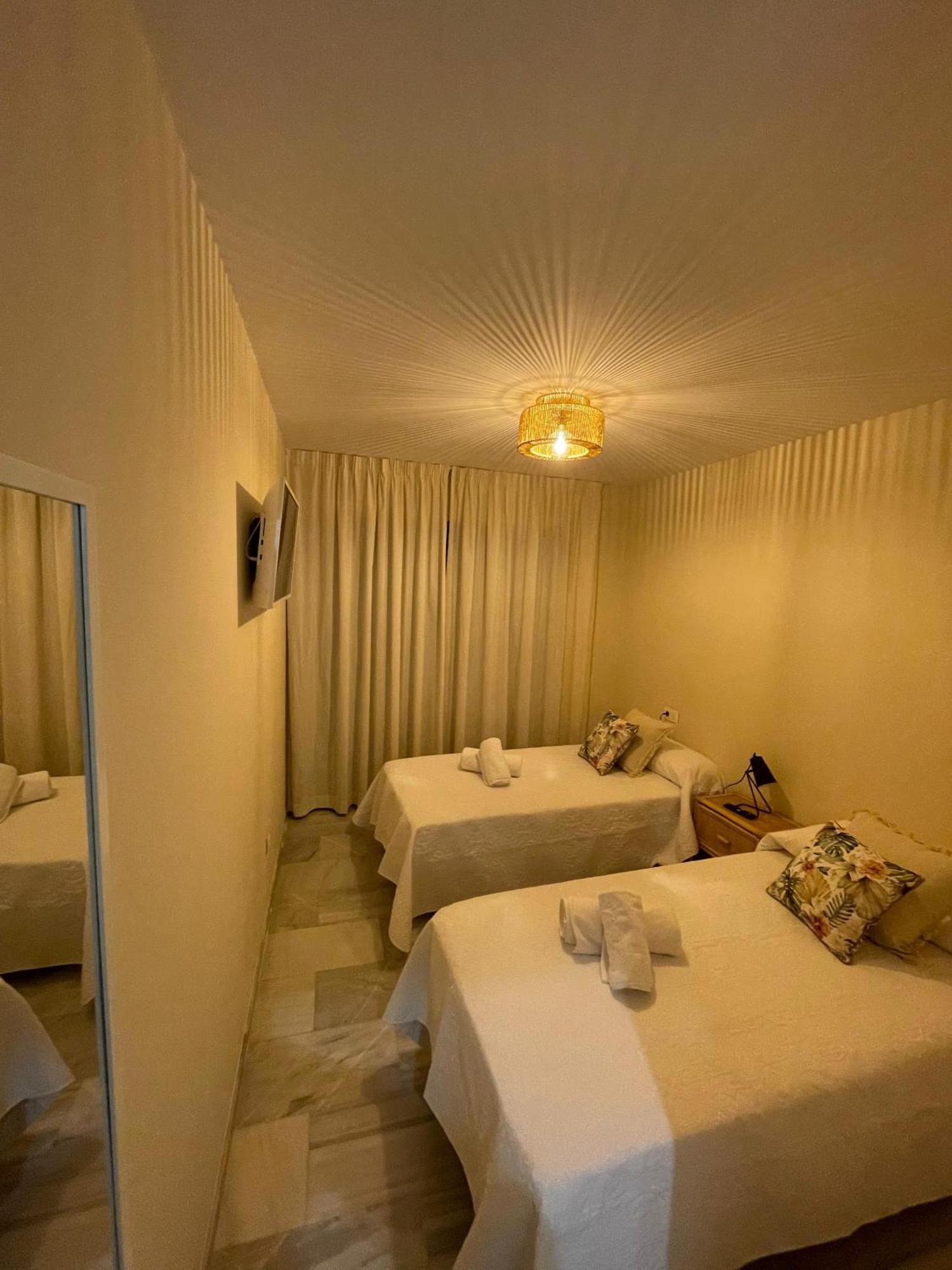 Apartamento Las Olas Playa De Levante Benidorm Bagian luar foto